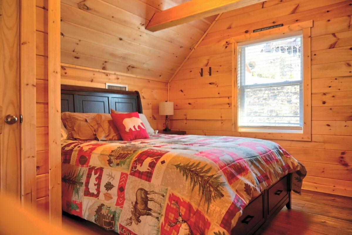 Twin Oaks Cabin Bryson City Exterior photo