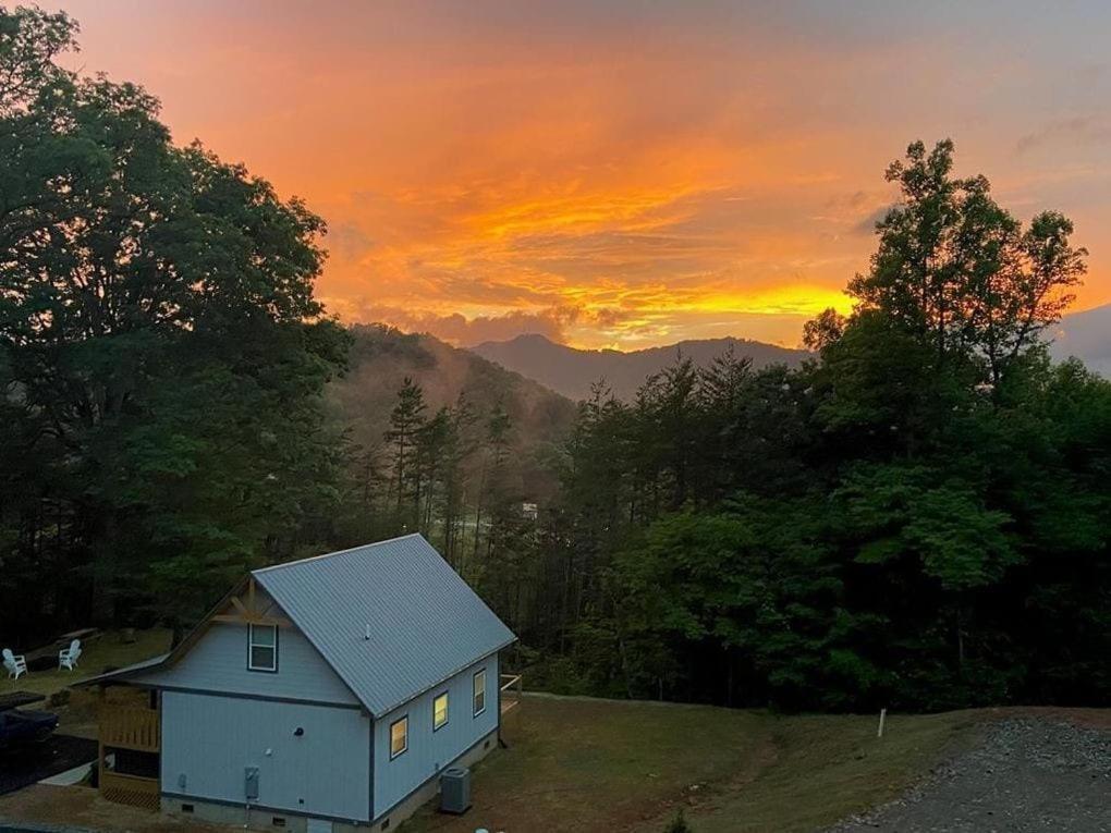 Twin Oaks Cabin Bryson City Exterior photo